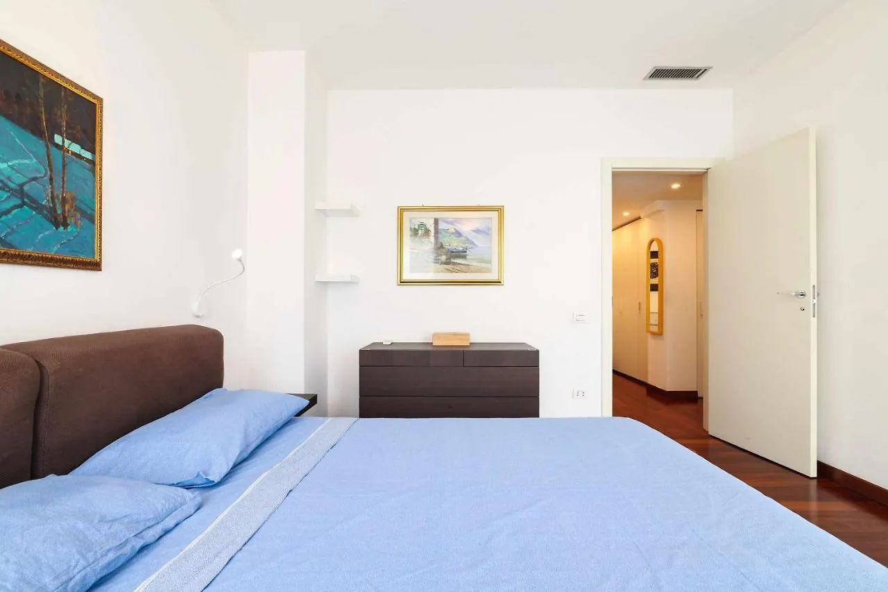 Npa20 Luxury Large Apartment In Navigli District Milan