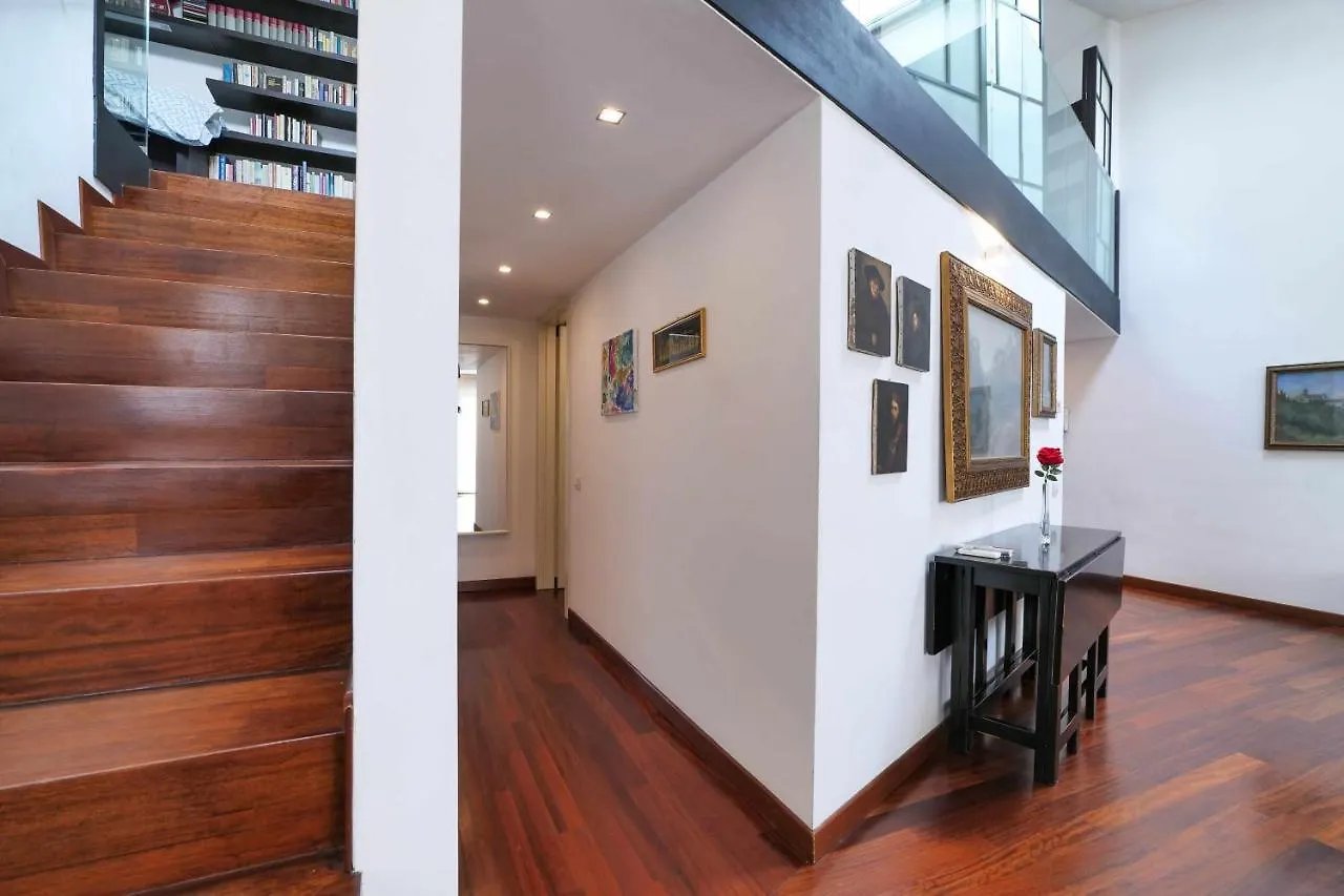 Npa20 Luxury Large Apartment In Navigli District Milan Italy