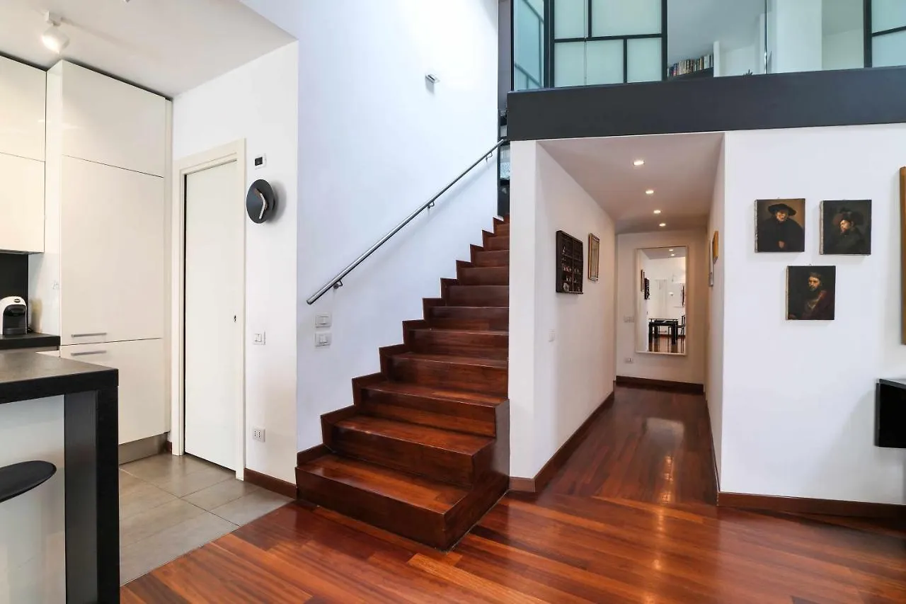 Npa20 Luxury Large Apartment In Navigli District Milan 0*,  Italy