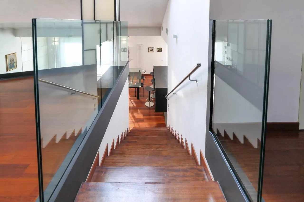 Npa20 Luxury Large Apartment In Navigli District Milan